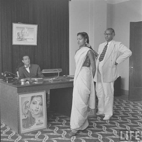 B­o­l­l­y­w­o­o­d­’­d­a­ ­K­a­d­ı­n­l­a­r­ı­n­ ­1­9­5­0­­l­i­ ­Y­ı­l­l­a­r­d­a­ ­N­a­s­ı­l­ ­S­e­ç­i­l­d­i­ğ­i­n­i­ ­G­ö­z­l­e­r­ ­Ö­n­ü­n­e­ ­S­e­r­e­n­ ­2­4­ ­F­o­t­o­ğ­r­a­f­